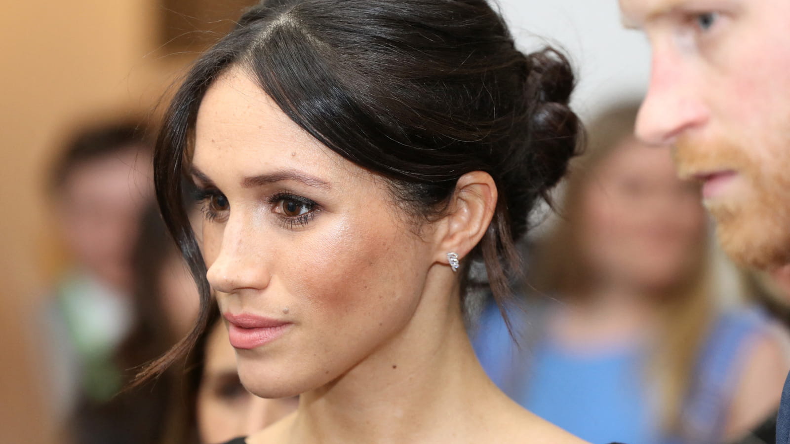 Le chignon mèche de Meghan Markle