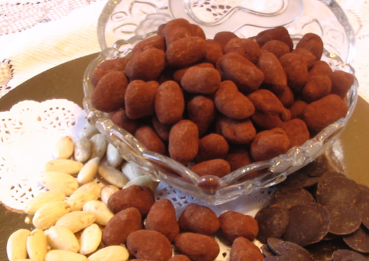Recette Amandes au chocolat