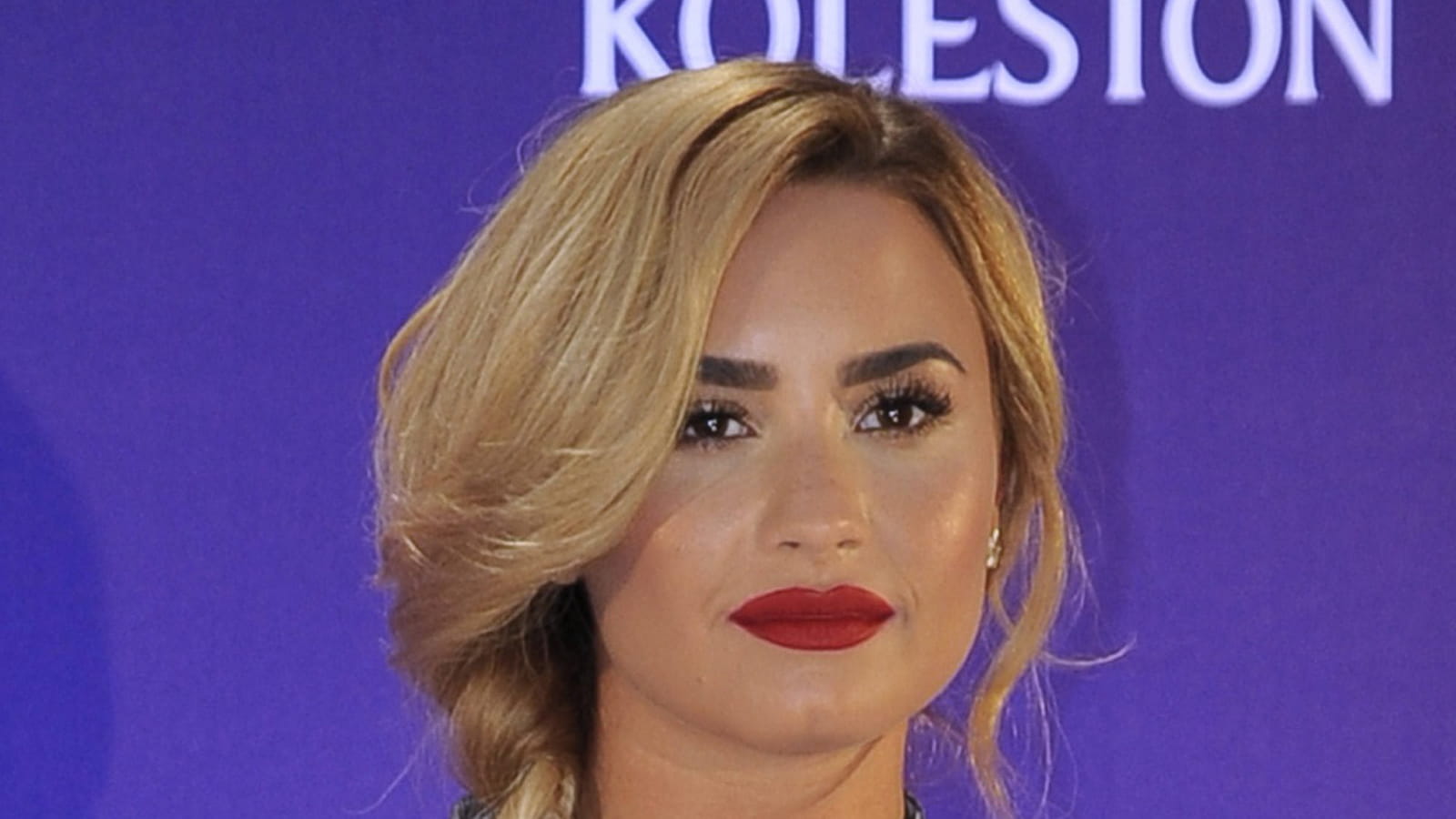 Demi Lovato en blonde