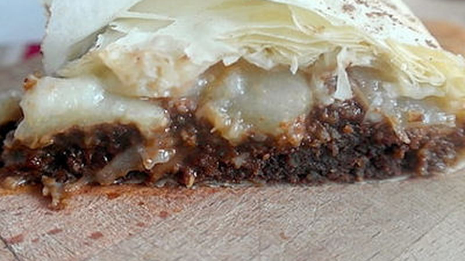 Galette des Rois à la pâte filo, aux poires, amandes et chocolat, sans beurre