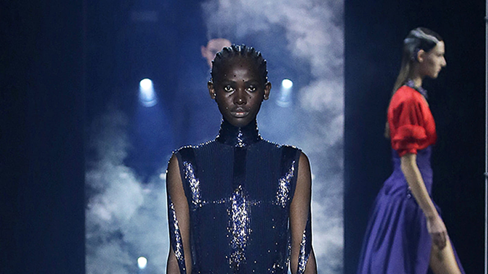 Look 24