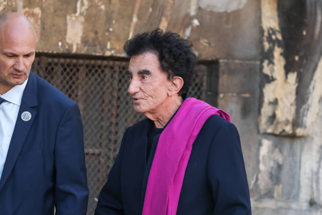 L'ex-ministre de la Culture, Jack Lang, aux obs&egrave;ques de Nathalie Baye