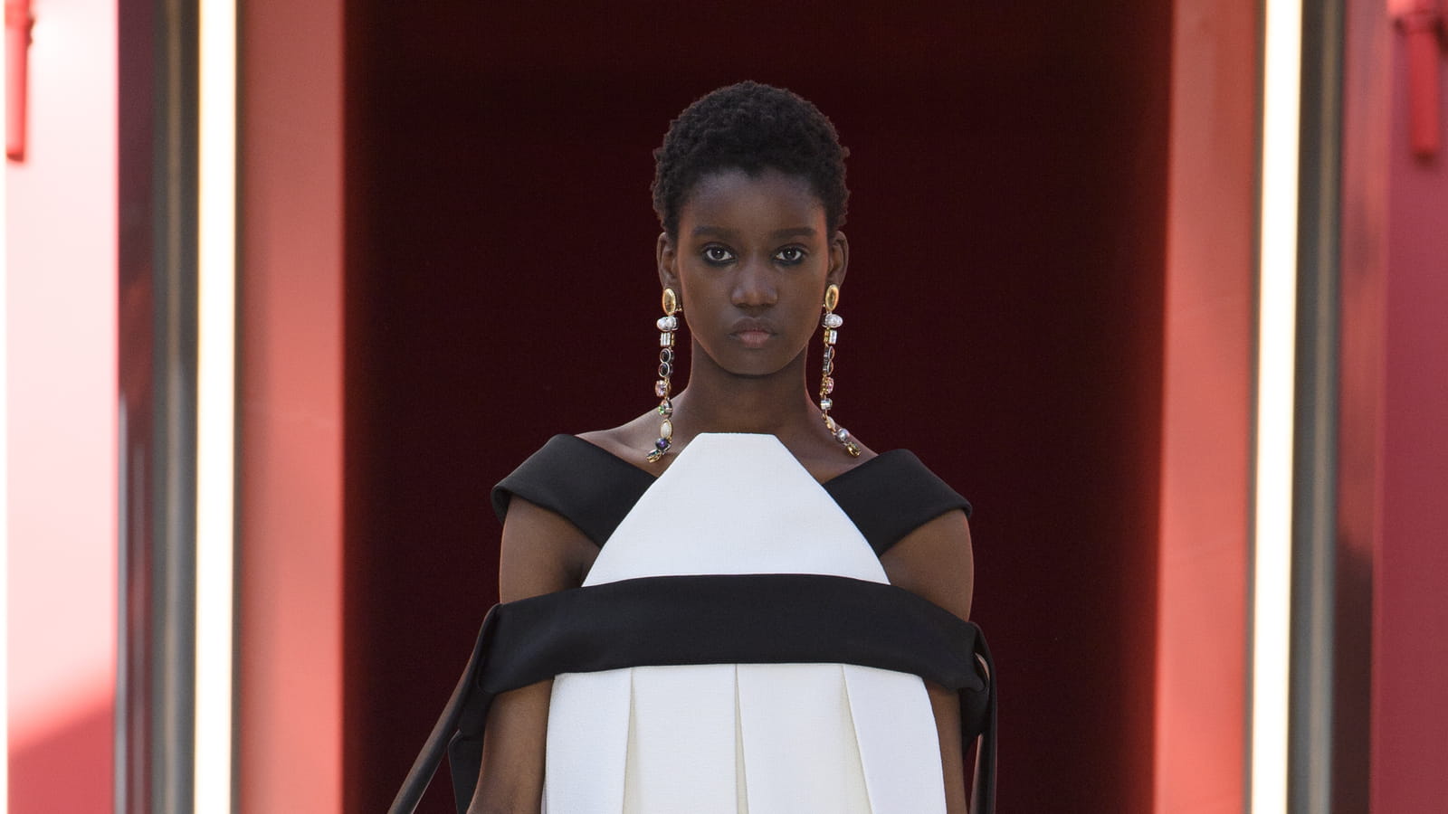 Look 11