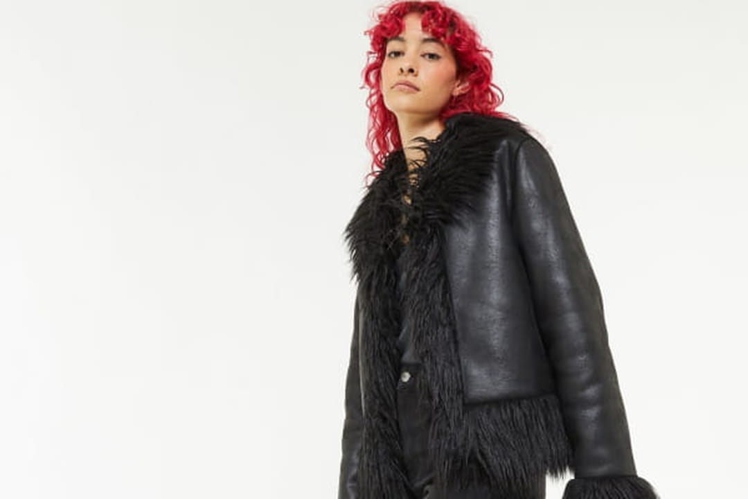 Manteau Oversize Hiver En Fausse Fourrure Violet - Taille 2XL, Style Diva - Neuf Jamais Porté
