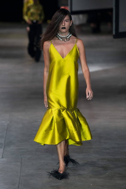 D&eacute;fil&eacute; Marques'Almeida printemps-&eacute;t&eacute; 2020