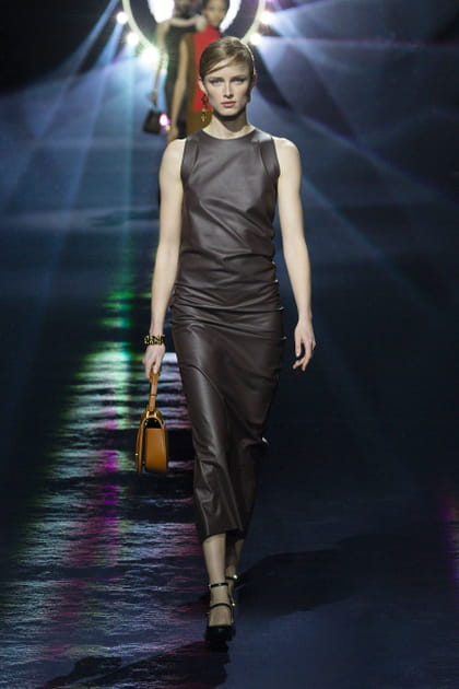 Look 43&nbsp;du d&eacute;fil&eacute; Fendi