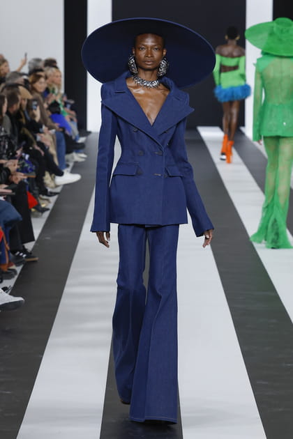 Look 15&nbsp;du d&eacute;fil&eacute; Nina Ricci