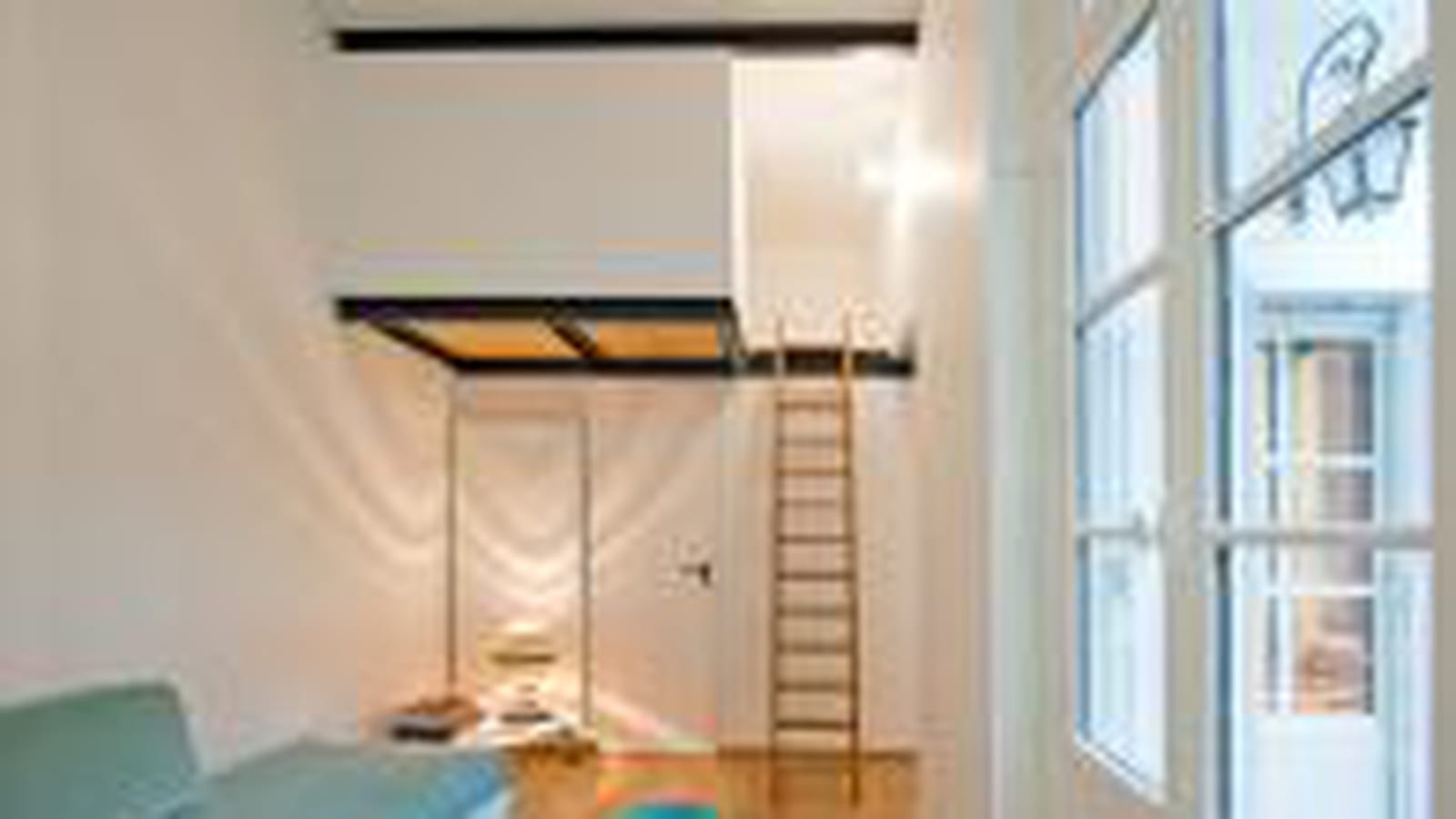 En mezzanine