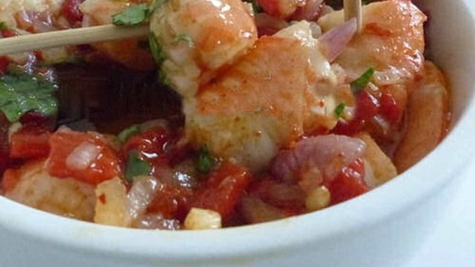 Crevettes marinées au curry et piment d'Espelette