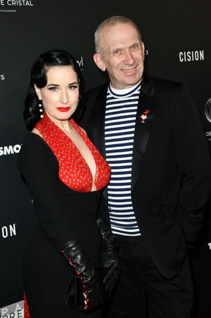 Dita Von Teese et Jean-Paul Gaultier face aux photographes