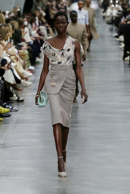 Look 12 du défilé Fendi