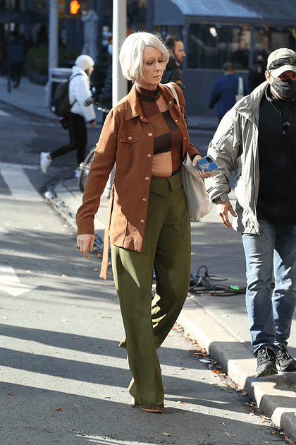 Miranda Hobbes en pantalon kaki Jason Wu