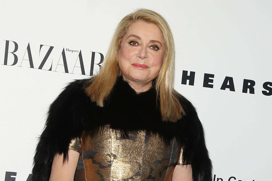 Les cheveux lisses de Catherine Deneuve