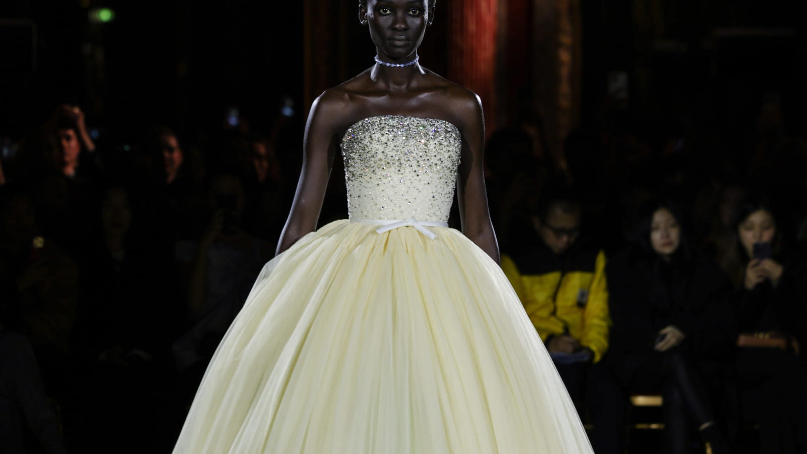 Look 1