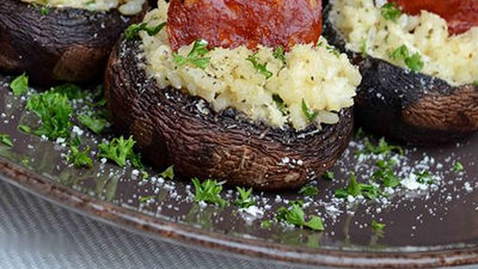 Champignons farcis au risotto chèvre chorizo