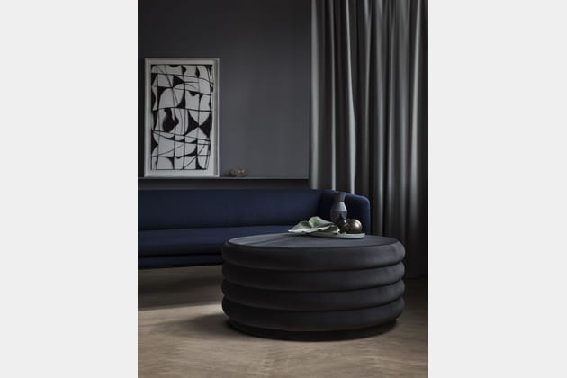 Pouf en velours noir Ferm Living