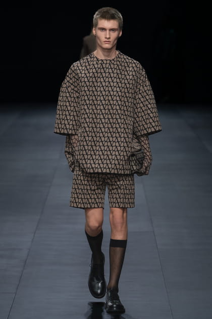 Look 38&nbsp;du d&eacute;fil&eacute; Valentino