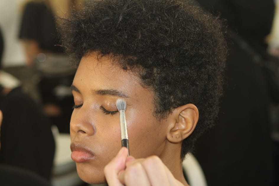 Les paupi&egrave;res glossy