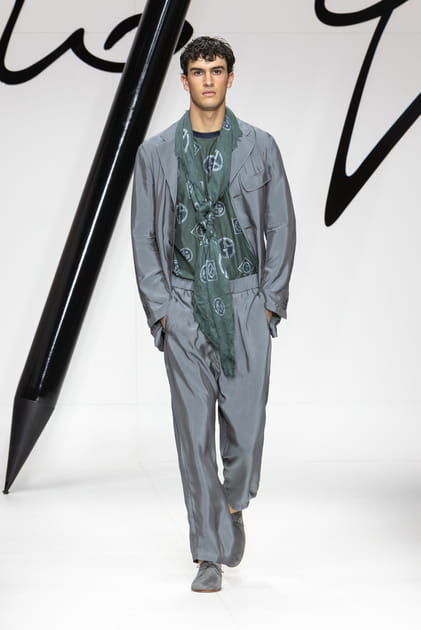 Look 35 du défilé Giorgio Armani