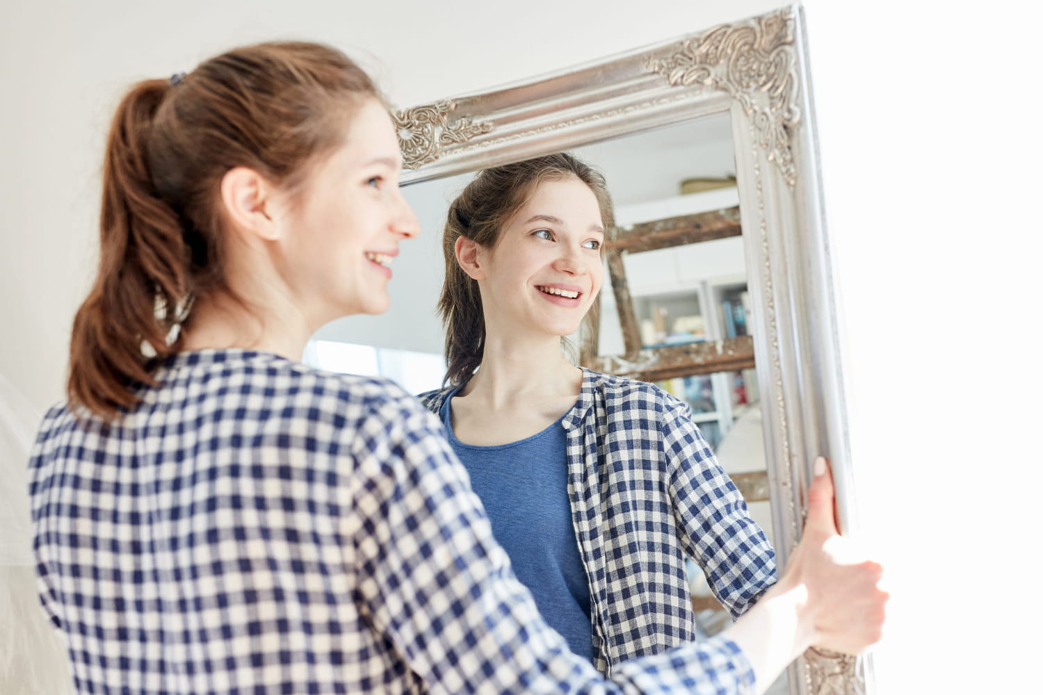 Hang a mirror in this specific location transforms any interior