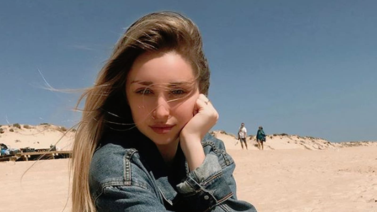 Emma Smet 