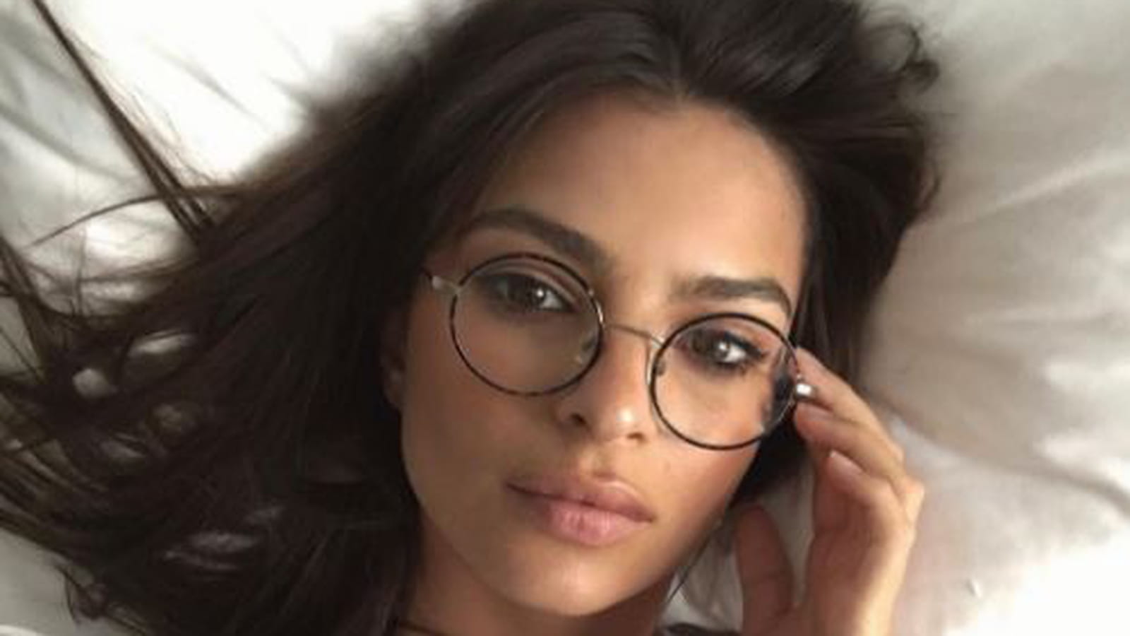 Emily Ratajkowski