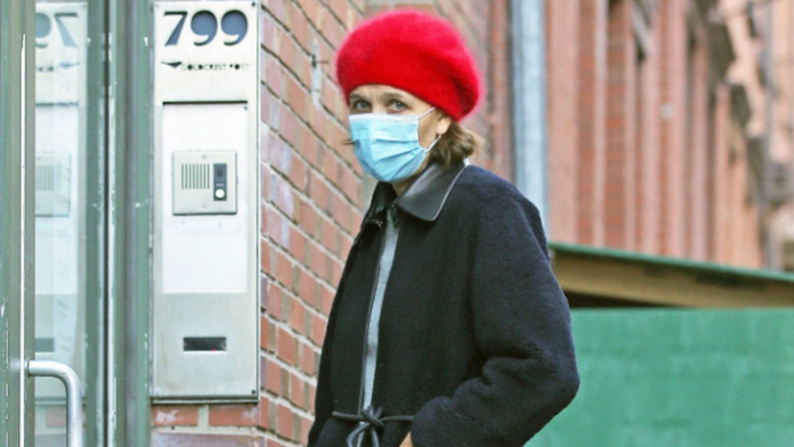 Maggie Gyllenhaal 