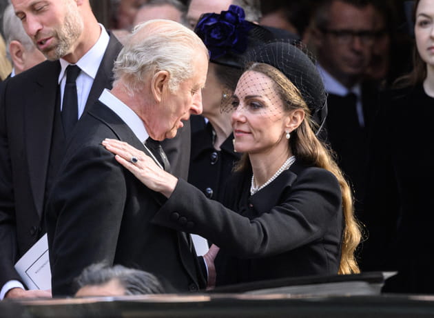 Obsèques de la duchesse de Kent : Kate Middleton et ses petites attentions envers Charles III