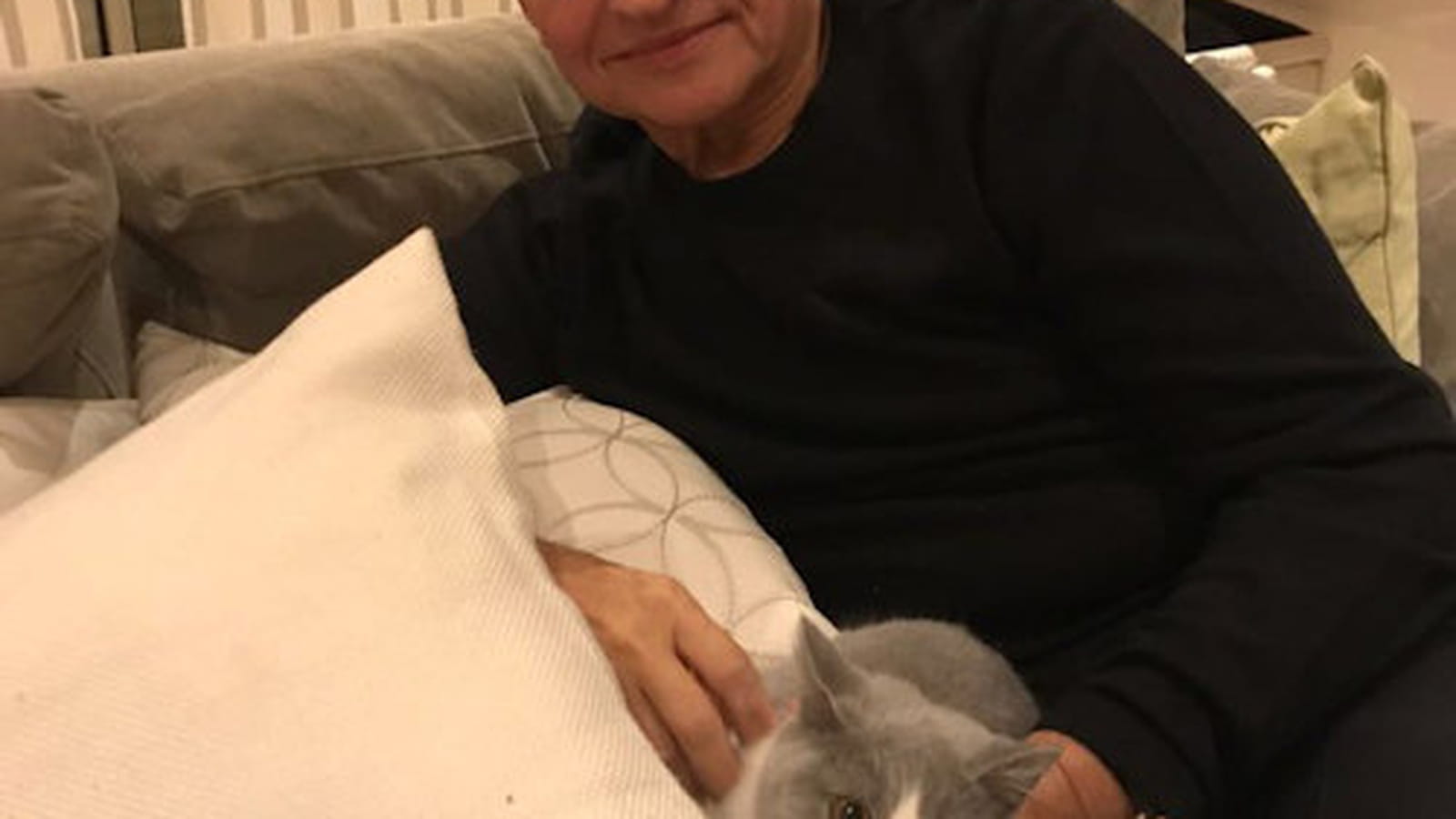 Moment câlin pour Joël Robuchon 