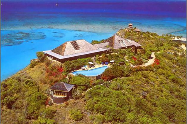 Une villa qui domine la mer