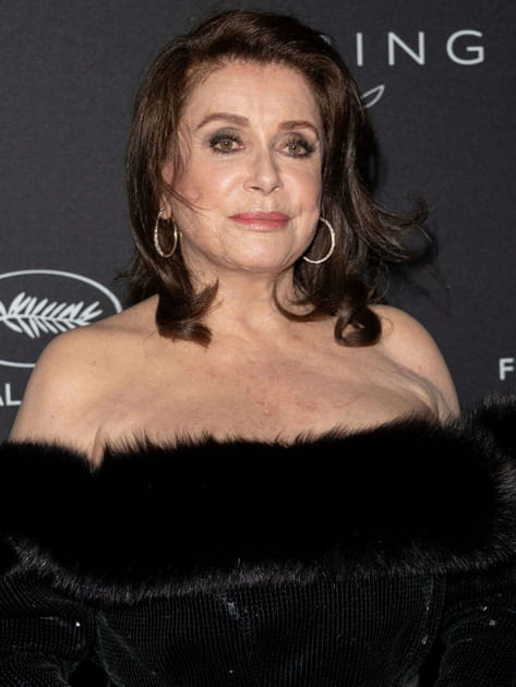Stars et coloration&nbsp;: Catherine Deneuve en brune