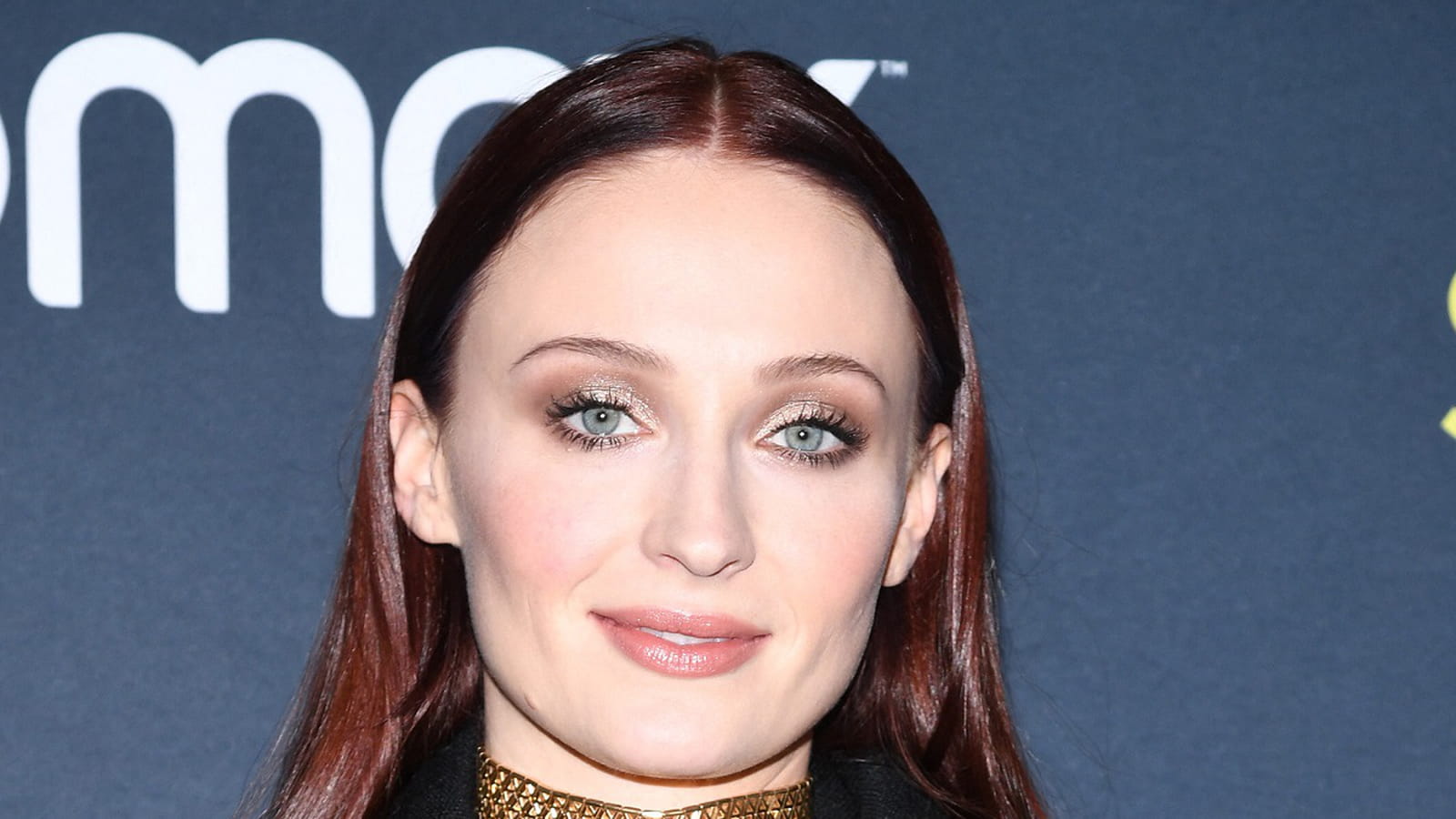 Sophie Turner sans frange