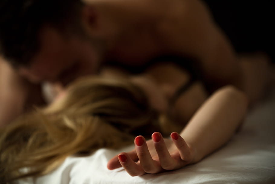 Avec les rêves érotiques, les femmes aussi passent des nuits coquines
