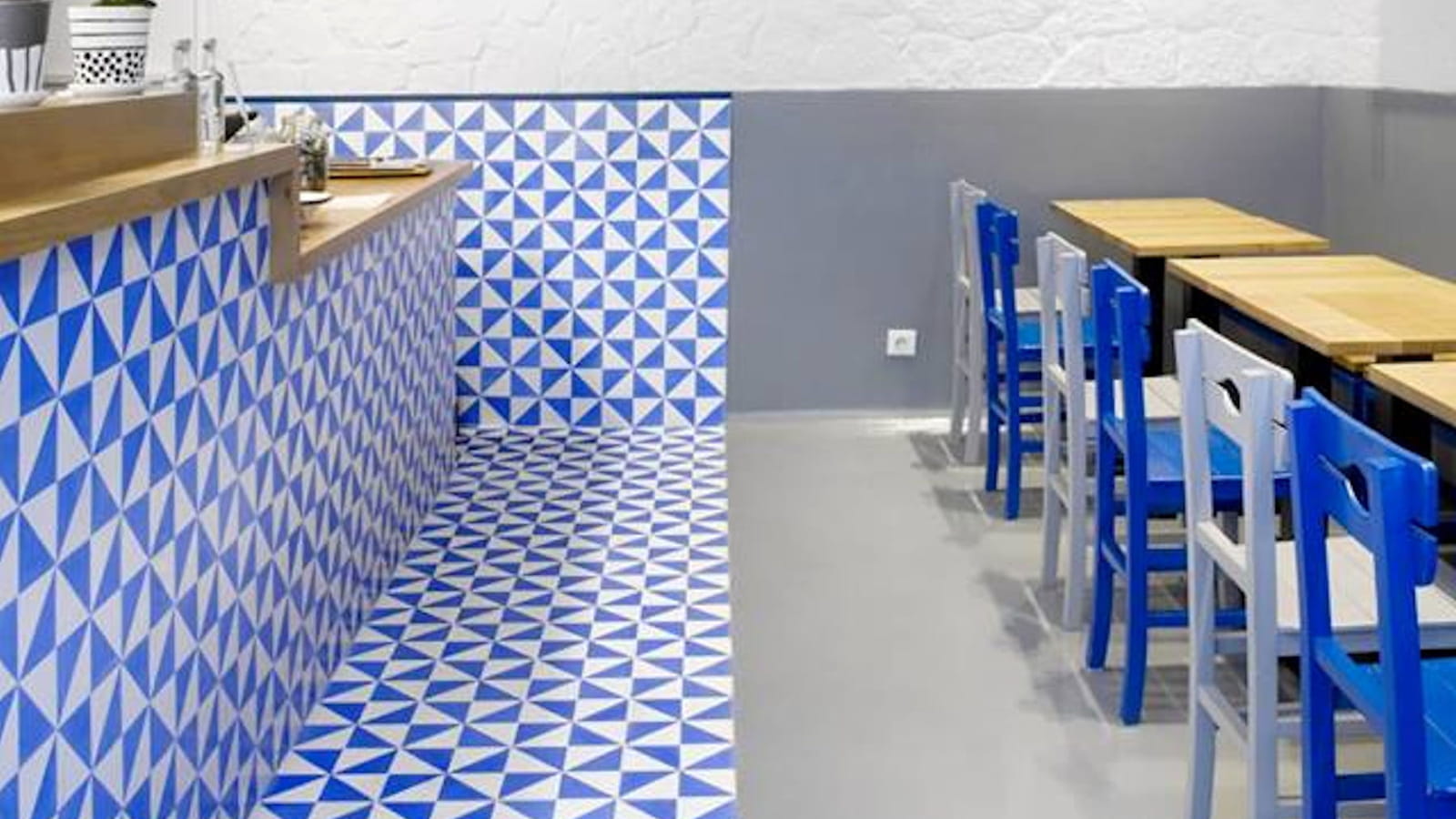 Carrelage bleu et blanc