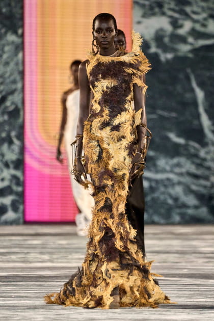 Look 108&nbsp;du d&eacute;fil&eacute; Balmain