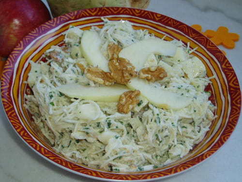 Salade de céleri-rave aux pommes et noix