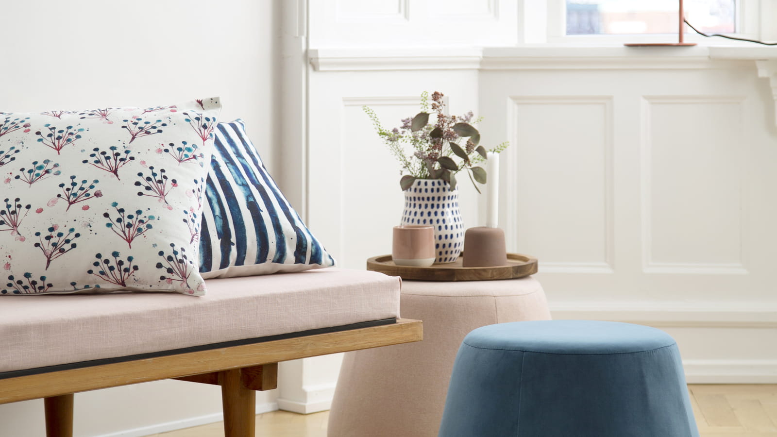 Vase et lampe de table
