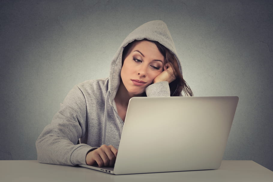 Google, coach cœur brisé : 15 requêtes post-rupture inévitables