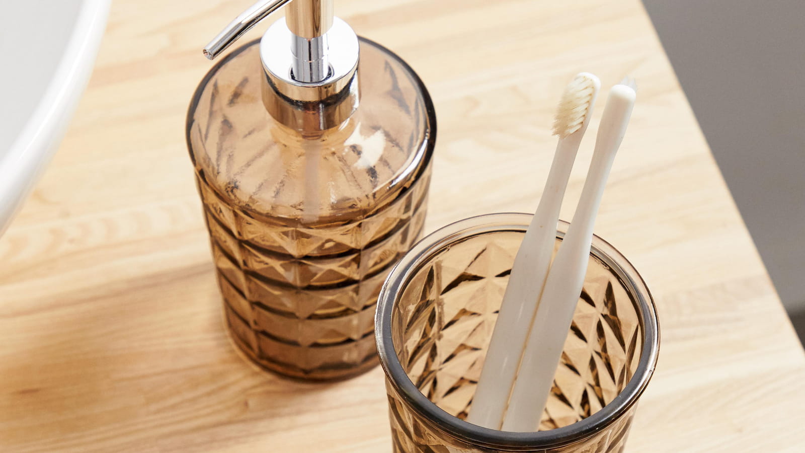 Accessoires de salle de bains ASOS Supply