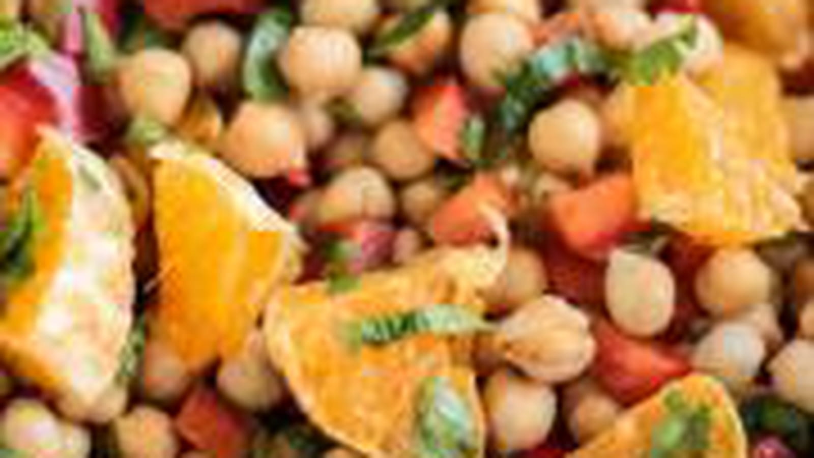 Salade de pois chiches aux poivrons, orange et coriandre