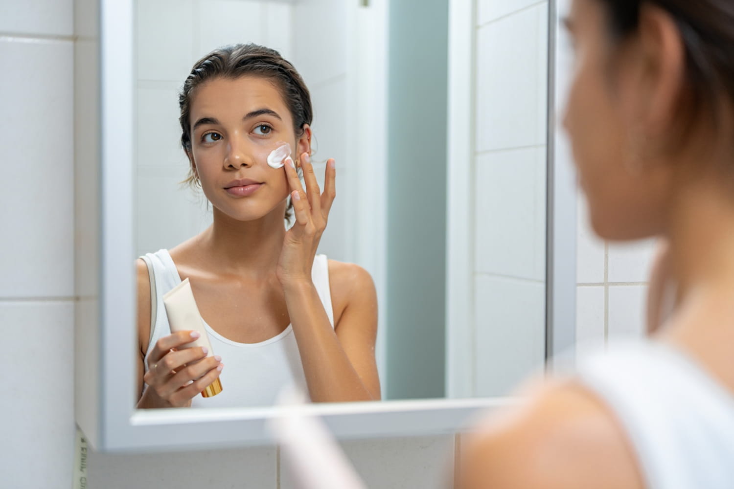 I am a dermatologist and it is the only sunscreen that I use this summer