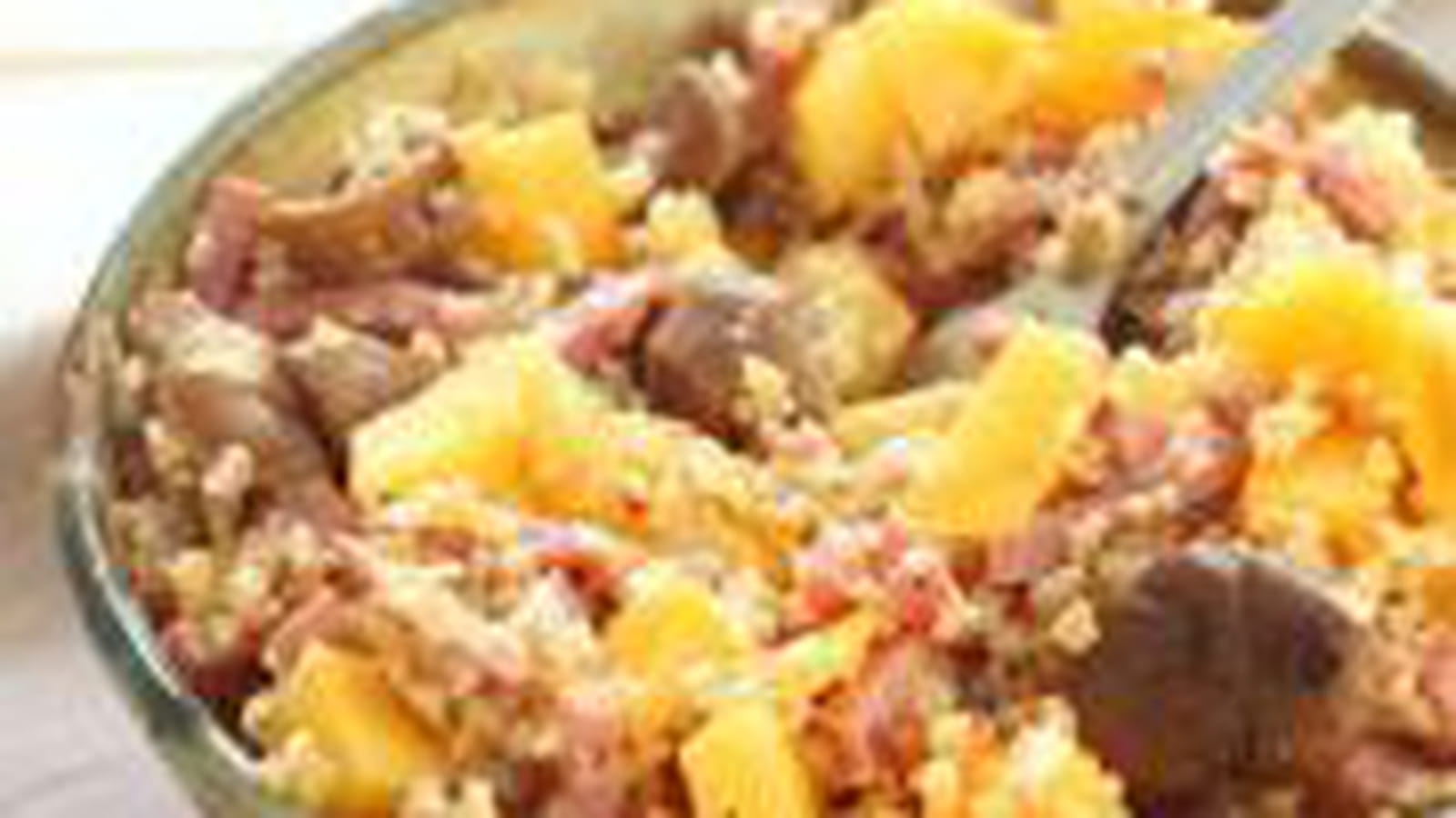 Salade au sarrasin, kaki, marron et bacon