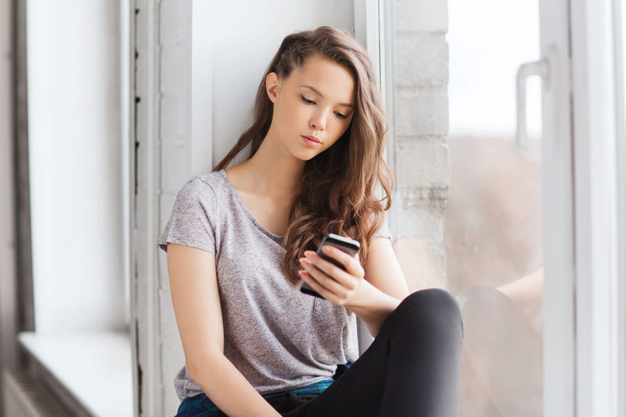Selfie et réseaux sociaux : un impact sur l'estime de soi