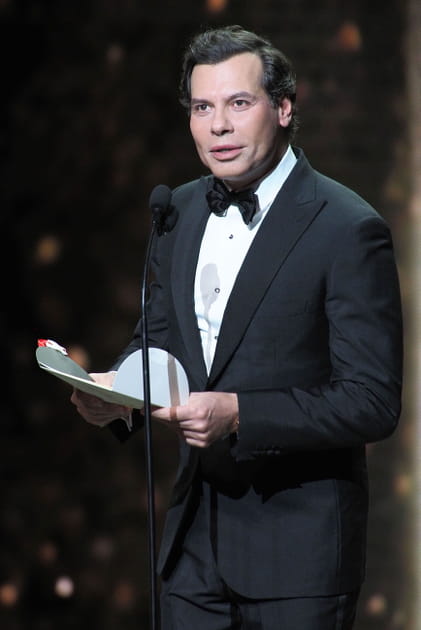 Laurent Lafitte, m&eacute;connaissable en cadet des Bogdanov, botox&eacute; pour un sketch sur le jeunisme