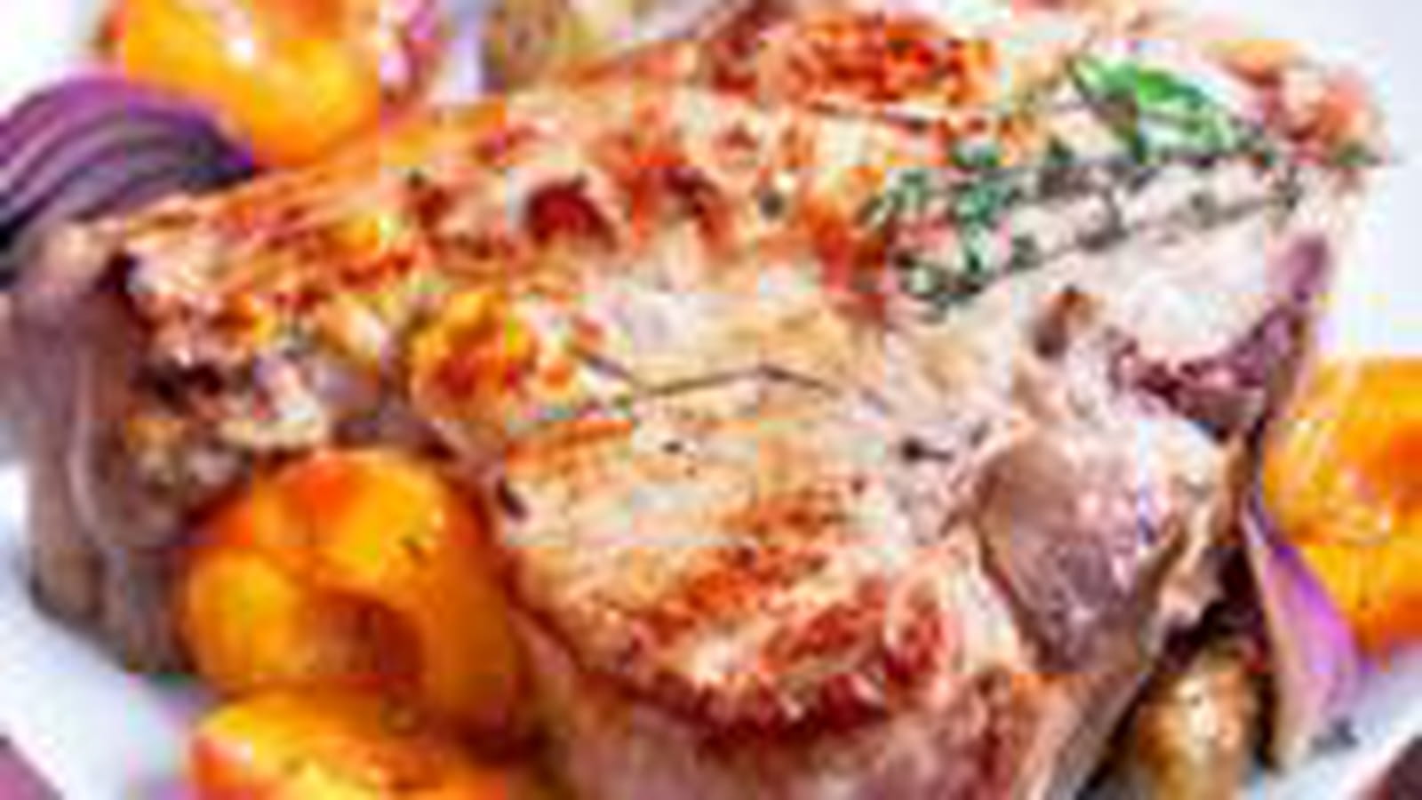 Côtes de veau aux abricots et oignons rouges