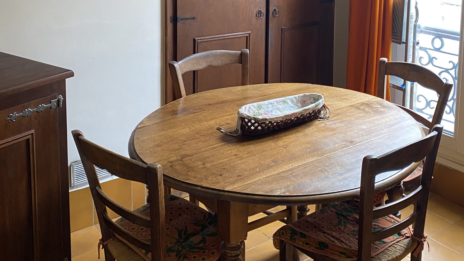 Cuisine salle à manger avant