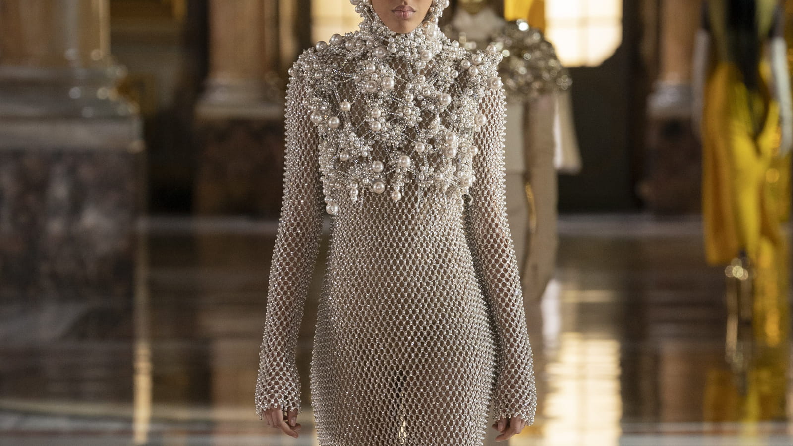 Look 69