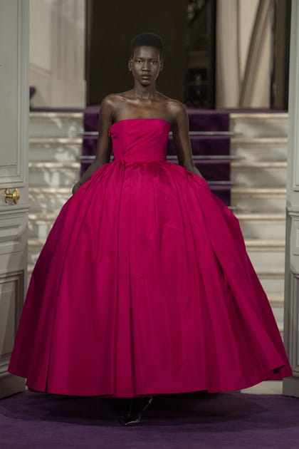 Look 5 du défilé Valentino haute couture printemps-été 2024