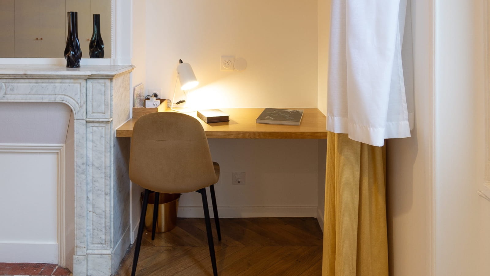 Bureau après 