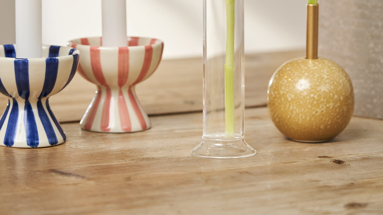 Des vases et des bougeoirs printaniers
